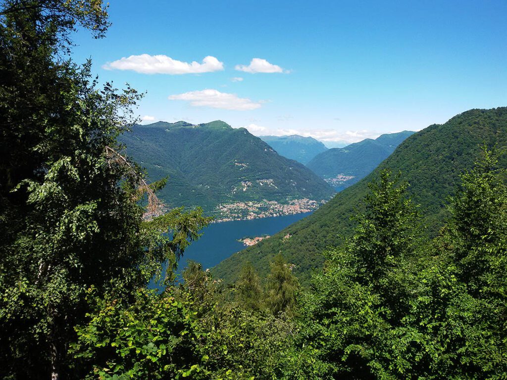  Lake Como