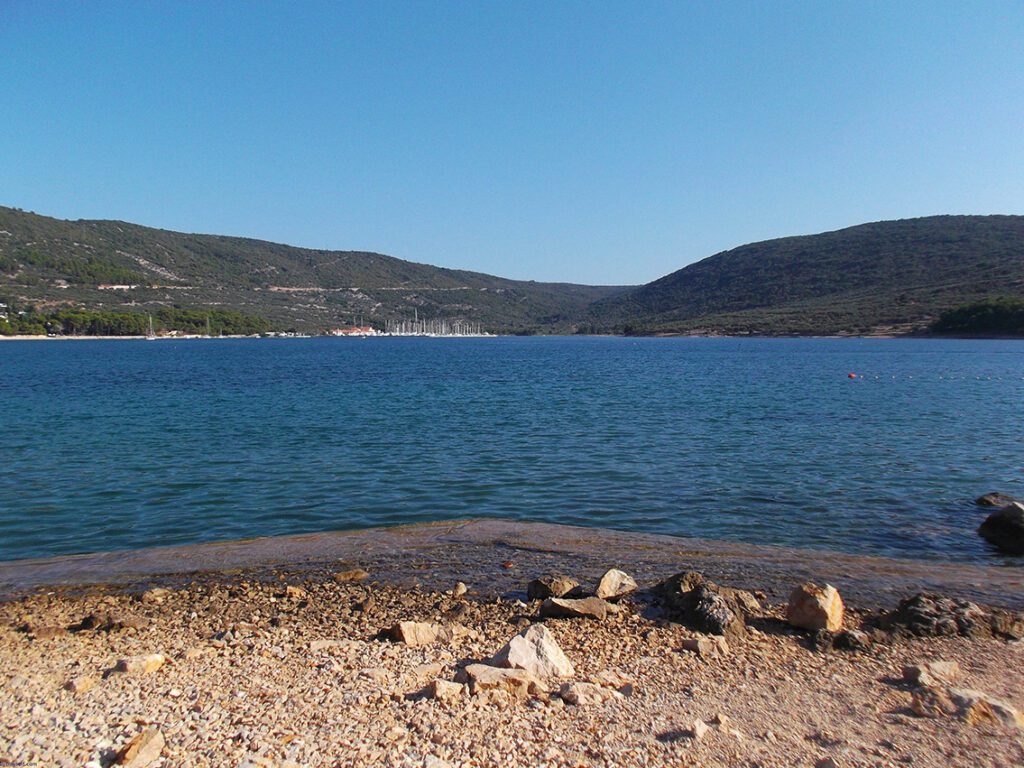 Town beach of Cres in Istria