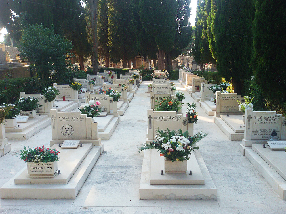 Boninovo cemetery 