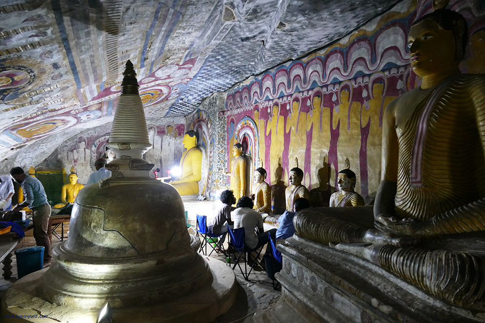 Conservation project at the cave temple in Dambulla