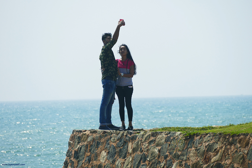 Couple taking a picture in Galle Fort Sri Lanka
