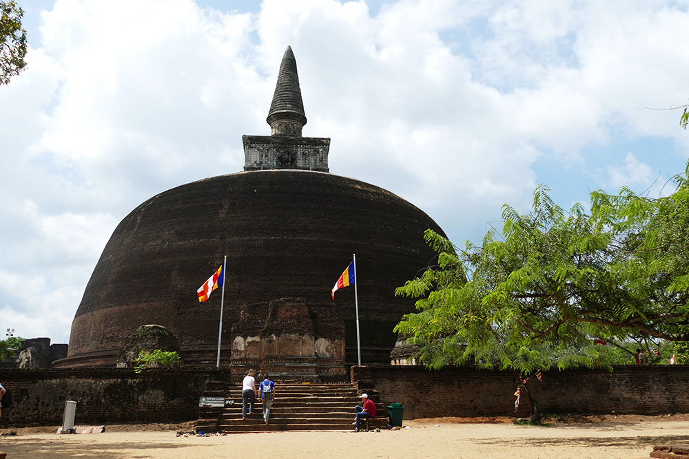 Vehera in Polonnaruwa 